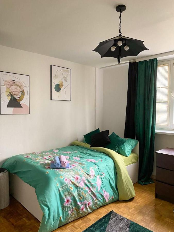Guest House Prosta 2/14 Warszawa Zewnętrze zdjęcie